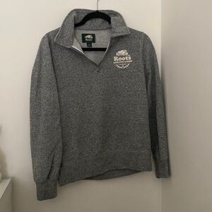 Roots Organic Original Half Zip. Salt & Pepper. Women’s size small. Fits S-M
